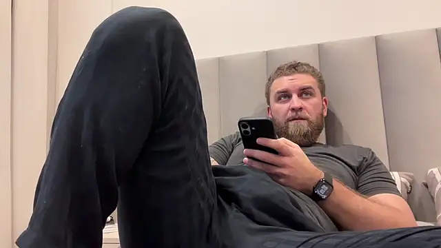 Snapshot of Bear_bear_ chatting on March 10, 3:06 pm Bear bear online show from March 10, 3:06 pm