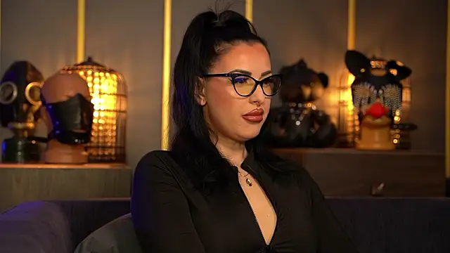 Snapshot of kelly_kent chatting on February 20, 11:27 pm kelly kent online show from February 20, 11:27 pm