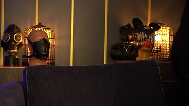 Snapshot of kelly_kent chatting on March 8, 2:04 am kelly kent online show from March 8, 2:04 am