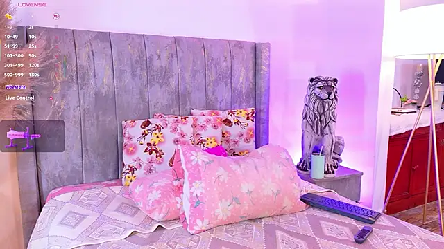 lara giraldo online show from March 3, 11:54 pm