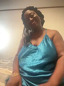 Snapshot of Katiefyi chatting on March 5, 12:17 am Katiefyi online show from March 5, 12:17 am