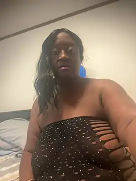 Snapshot of Katiefyi chatting on March 7, 12:07 am Katiefyi online show from March 7, 12:07 am