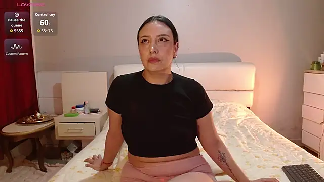 Freyja soh online show from January 13, 10:26 pm