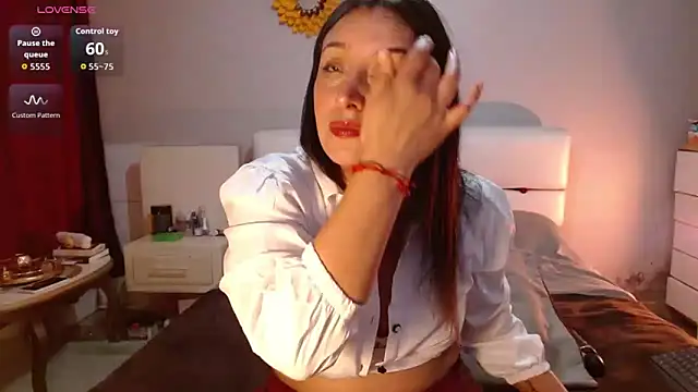 Freyja soh online show from March 28, 9:47 pm