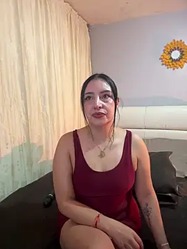 Snapshot of Freyja_soh chatting on July 6, 3:47 pm Freyja soh online show from July 6, 3:47 pm