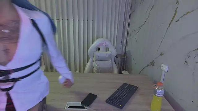 Scarlett collins02 online show from March 16, 1:28 am