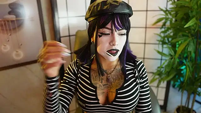 Scarlett collins02 online show from May 17, 1:58 am