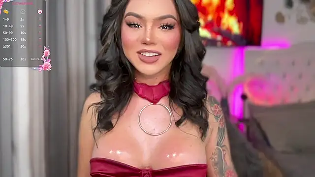 Snapshot of sassy_olivia chatting on November 1, 8:38 am sassy olivia online show from November 1, 8:38 am