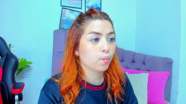 Gretta Queen online show from December 4, 5:54 pm