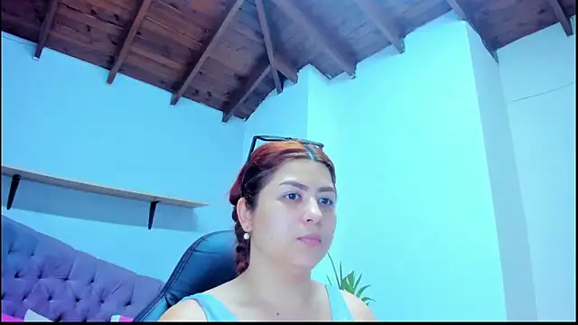 Snapshot of Gretta_Queen chatting on March 4, 6:25 pm Gretta Queen online show from March 4, 6:25 pm
