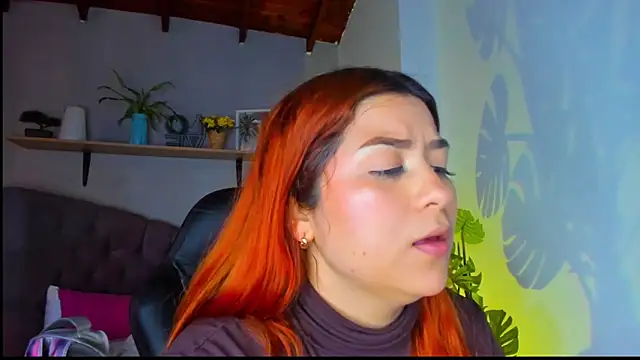 Snapshot of Gretta_Queen chatting on April 21, 5:50 pm Gretta Queen online show from April 21, 5:50 pm