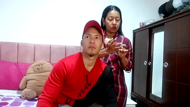 marcehot32 online show from January 28, 9:50 pm