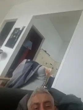 cuci45 online show from January 9, 9:45 am