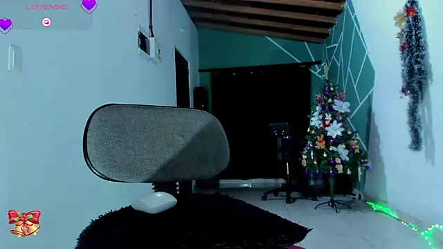 Snapshot of ink_demonxxx chatting on December 15, 5:13 am ink demonxxx online show from December 15, 5:13 am