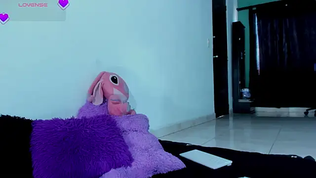 Snapshot of ink_demonxxx chatting on January 18, 3:59 pm ink demonxxx online show from January 18, 3:59 pm