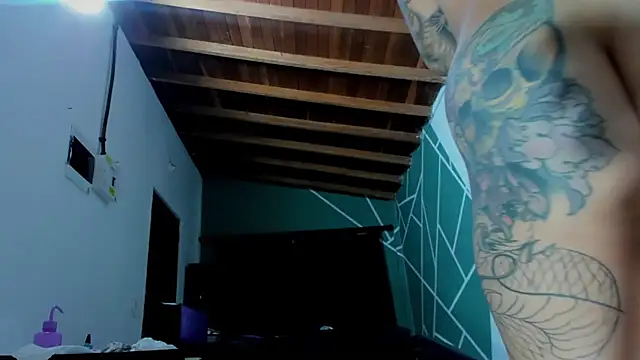 Snapshot of ink_demonxxx chatting on February 20, 5:33 am ink demonxxx online show from February 20, 5:33 am