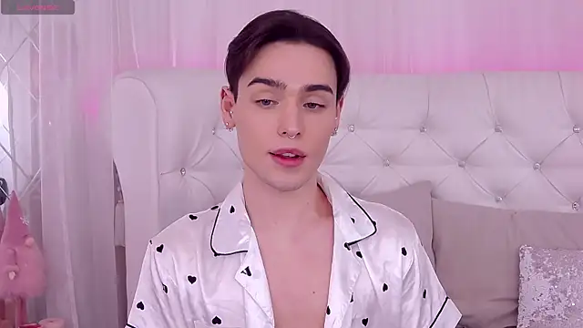 RobbyCharming online show from January 4, 1:52 am