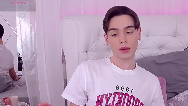 RobbyCharming online show from February 21, 7:54 pm