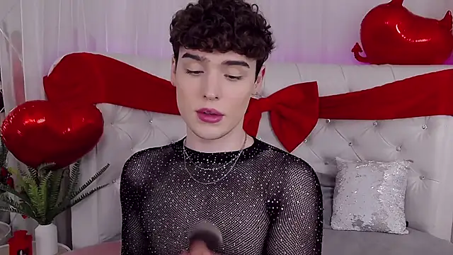 RobbyCharming online show from February 20, 6:48 am