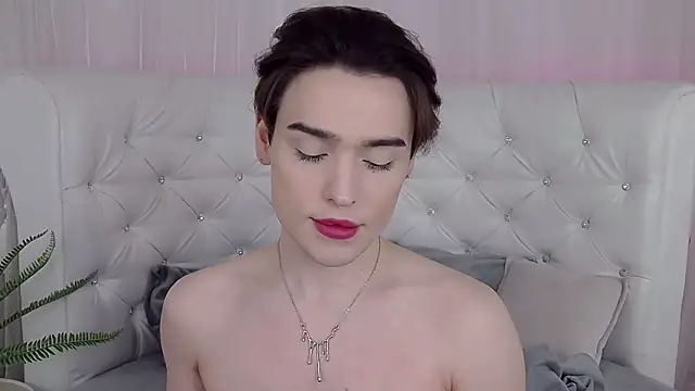 RobbyCharming online show from May 3, 4:51 am