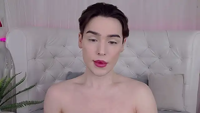 RobbyCharming online show from May 4, 4:41 am