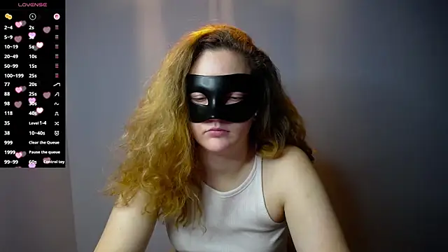 BubbbleGumm online show from May 7, 8:14 pm
