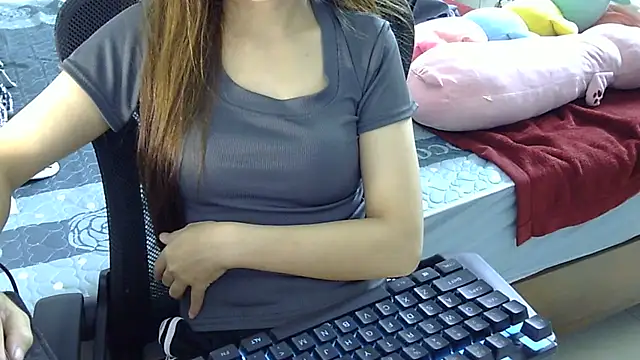 Snapshot of PinkCoi888 chatting on October 12, 12:53 am PinkCoi888 online show from October 12, 12:53 am