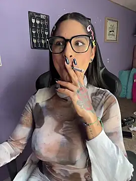 charlotte stevenss  online show from May 13, 3:09 pm