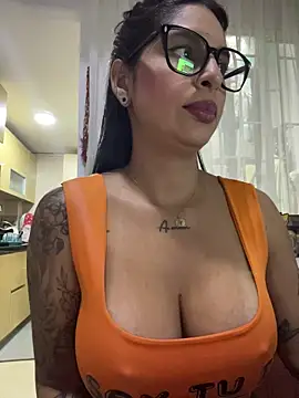 charlotte stevenss  online show from May 19, 1:17 pm