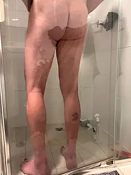 OSIRlS online show from September 26, 11:47 am