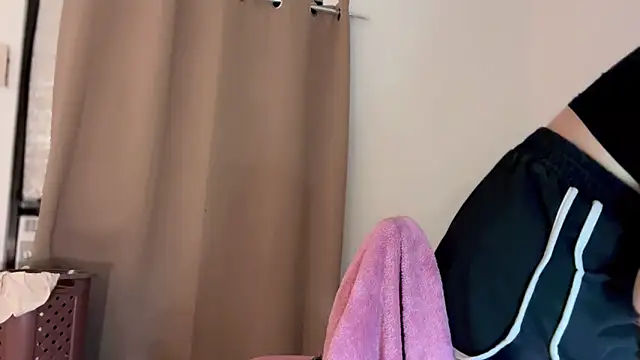 ehotlovea  online show from February 11, 1:49 pm