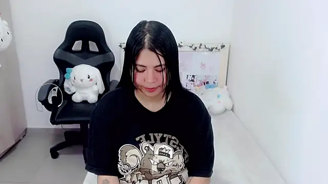 Snapshot of Youlittlepervertt_ chatting on December 26, 9:22 am Youlittlepervertt online show from December 26, 9:22 am