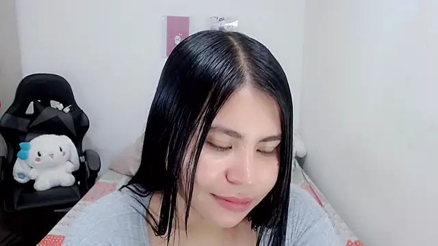 Snapshot of Youlittlepervertt_ chatting on February 23, 8:44 pm Youlittlepervertt online show from February 23, 8:44 pm