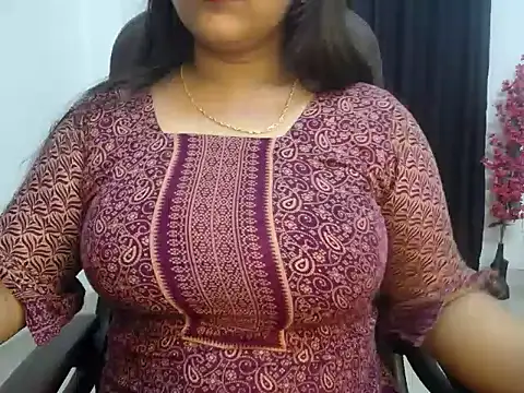 Snapshot of Queen_Jessia chatting on January 17, 2:18 pm Queen Jessia online show from January 17, 2:18 pm