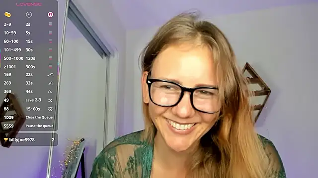 jasminedaze888 online show from December 13, 10:15 pm