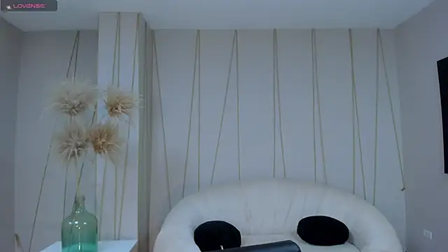 MariamRivera  online show from January 29, 4:05 am