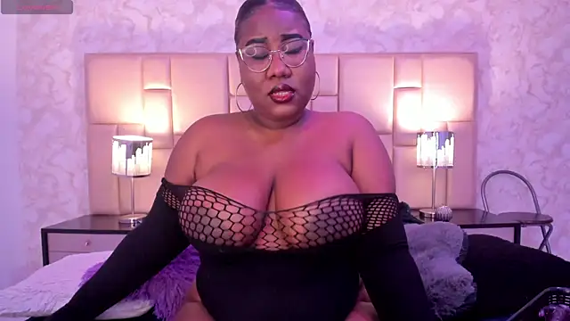 Darnellqueen online show from February 6, 7:13 am