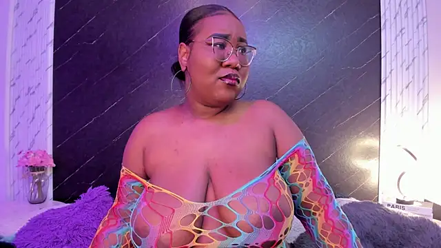 Darnellqueen online show from November 26, 3:51 am