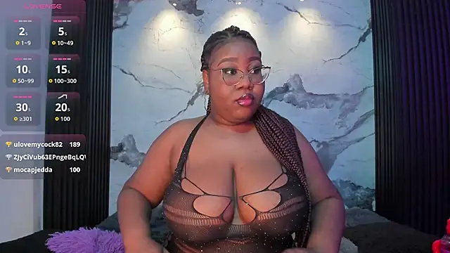Darnellqueen online show from May 22, 5:03 am