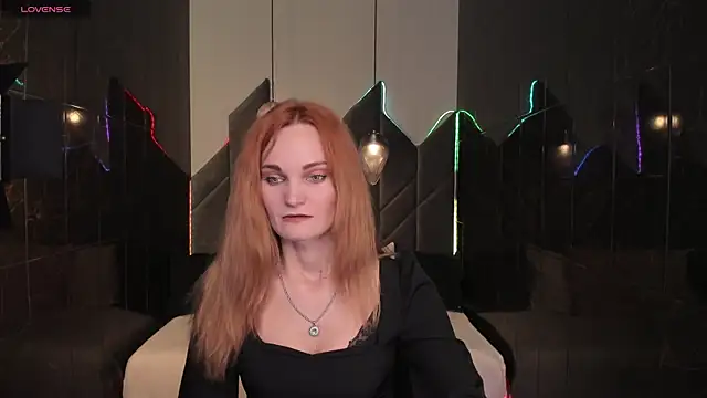 SaraSubtlety online show from November 14, 1:32 pm