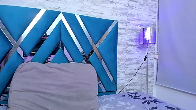 Snapshot of Helenn_monroy1 chatting on February 27, 11:10 am Helenn monroy1 online show from February 27, 11:10 am