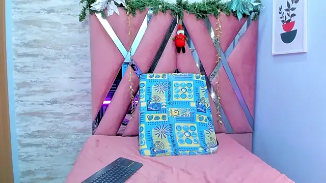 lara murphy online show from December 16, 9:41 pm