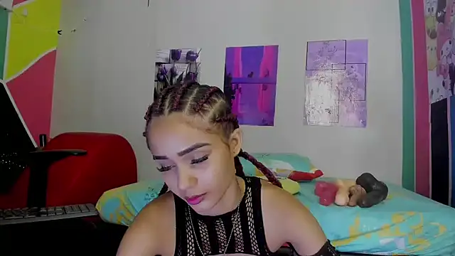 MarianaManzur online show from February 9, 8:34 pm