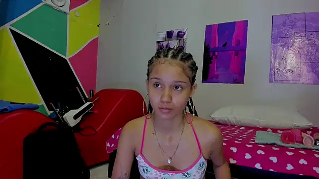 MarianaManzur online show from March 6, 1:24 pm