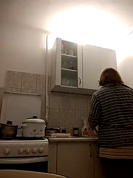 Snapshot of She-devilx chatting on December 10, 8:49 pm She-devilx online show from December 10, 8:49 pm