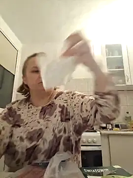 Snapshot of She-devilx chatting on January 11, 3:02 am She-devilx online show from January 11, 3:02 am