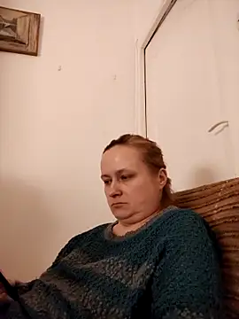 Snapshot of She-devilx chatting on February 9, 8:24 pm She-devilx online show from February 9, 8:24 pm