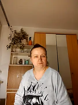 Snapshot of She-devilx chatting on March 9, 8:21 pm She-devilx online show from March 9, 8:21 pm