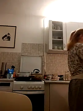 Snapshot of She-devilx chatting on November 1, 8:44 pm She-devilx online show from November 1, 8:44 pm