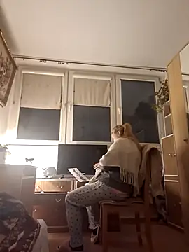 Snapshot of She-devilx chatting on January 11, 10:15 pm She-devilx online show from January 11, 10:15 pm